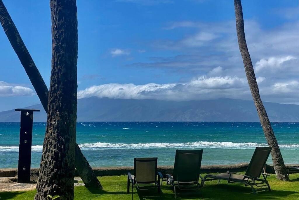 Oceanfront With Aircon-Hear The Waves-Amazing Views-Wifi Apartment Lahaina Exterior photo