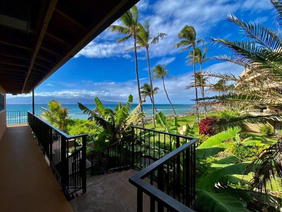 Oceanfront With Aircon-Hear The Waves-Amazing Views-Wifi Apartment Lahaina Exterior photo